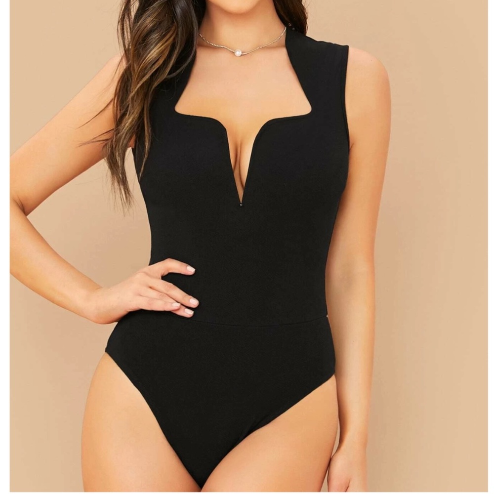 Black Sexy Sleeveless Bodysuit Deep Plunging V-Neck Cut
